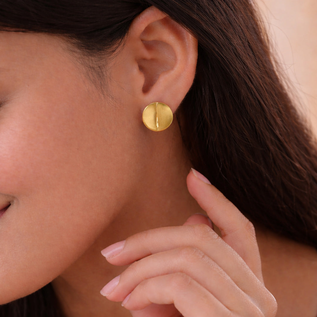 Half-Gloss Round Gold Earrings