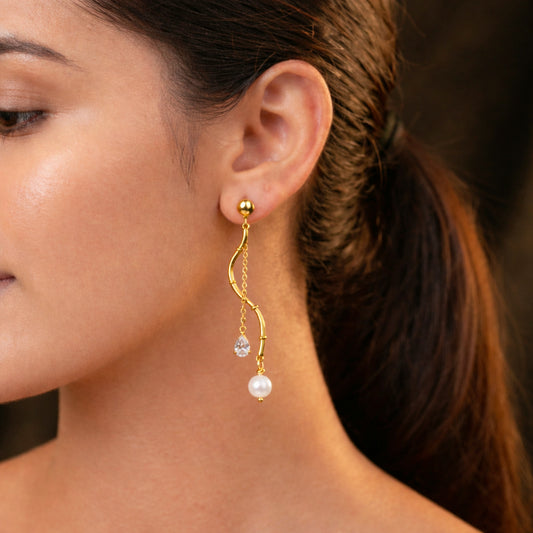 Pearl Cascade Curve Studs